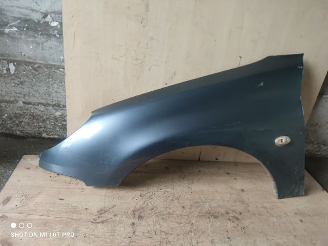 bontott PEUGEOT 206 Bal első Sárvédő