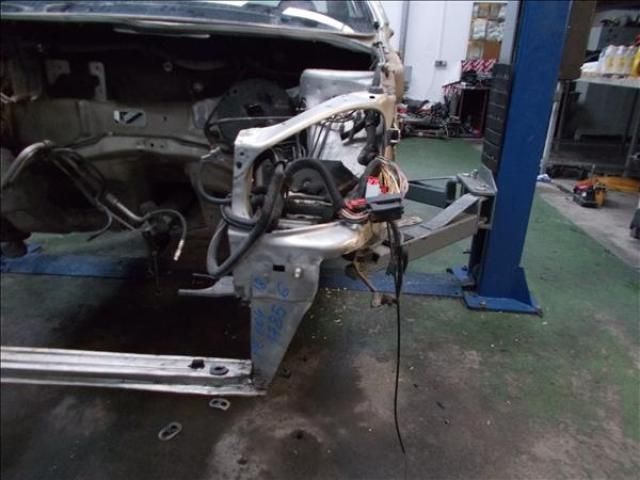 bontott PEUGEOT 206 Bal első Ütközéscsillapító