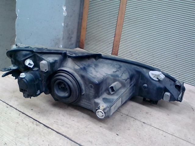 bontott PEUGEOT 206 Bal Fényszóró