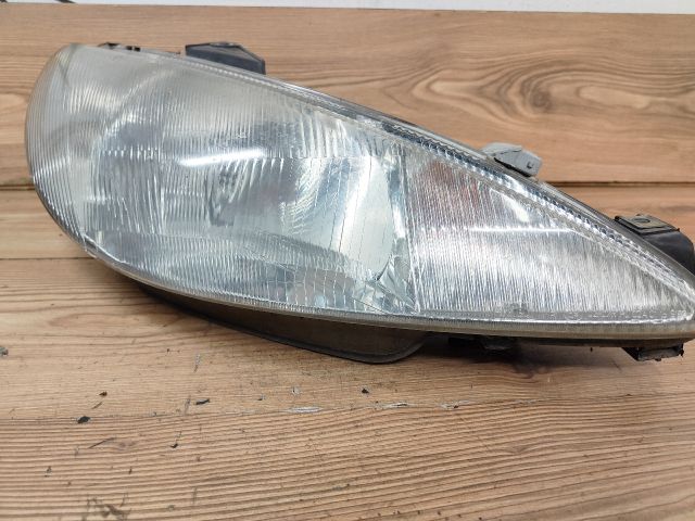 bontott PEUGEOT 206 Bal Fényszóró