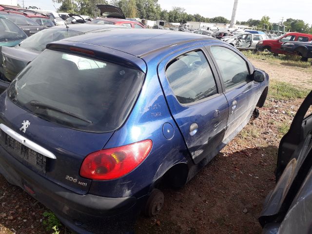 bontott PEUGEOT 206 Bal Fényszóró