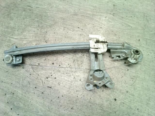 bontott PEUGEOT 206 Bal hátsó Ablakemelő Szerkezet (Mechanikus)