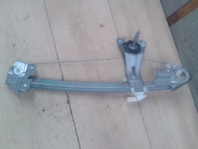 bontott PEUGEOT 206 Bal hátsó Ablakemelő Szerkezet (Mechanikus)