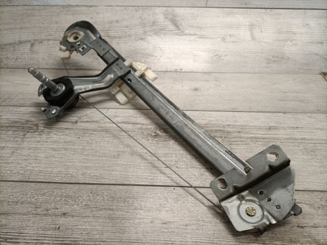 bontott PEUGEOT 206 Bal hátsó Ablakemelő Szerkezet (Mechanikus)