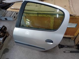 bontott PEUGEOT 206 Bal hátsó Ajtó (Részeivel)