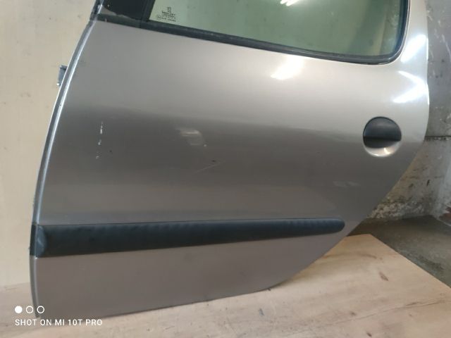 bontott PEUGEOT 206 Bal hátsó Ajtó (Részeivel)