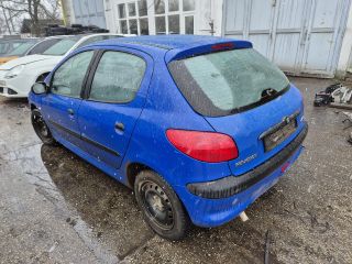 bontott PEUGEOT 206 Bal hátsó Ajtó (Részeivel)