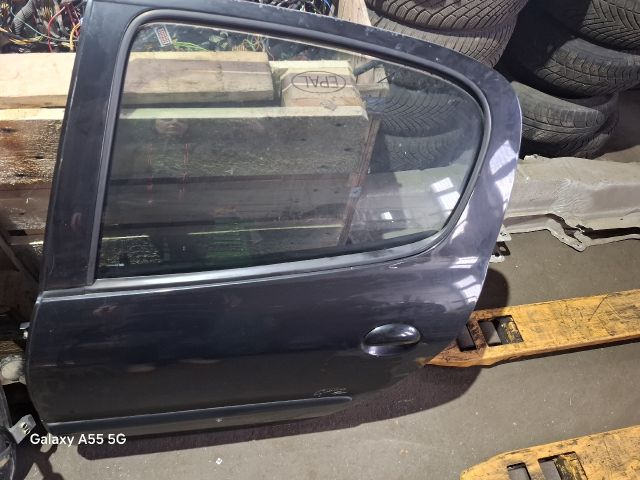 bontott PEUGEOT 206 Bal hátsó Ajtó (Részeivel)