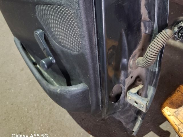 bontott PEUGEOT 206 Bal hátsó Ajtó (Részeivel)