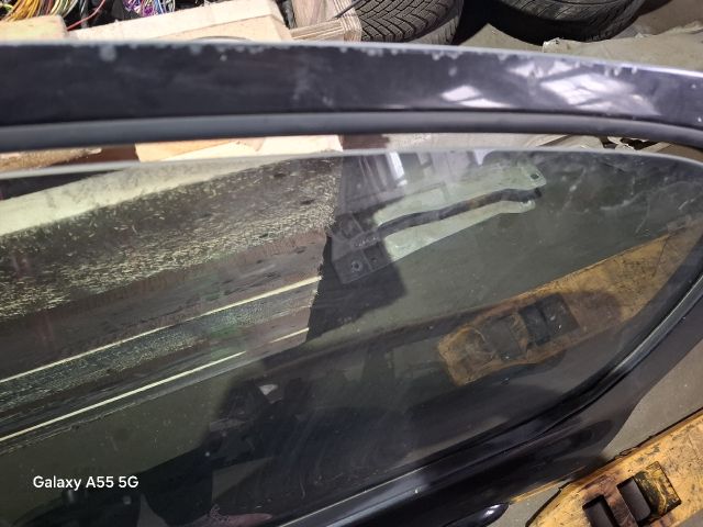 bontott PEUGEOT 206 Bal hátsó Ajtó (Részeivel)