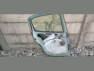 bontott PEUGEOT 206 Bal hátsó Ajtó (Üres lemez)