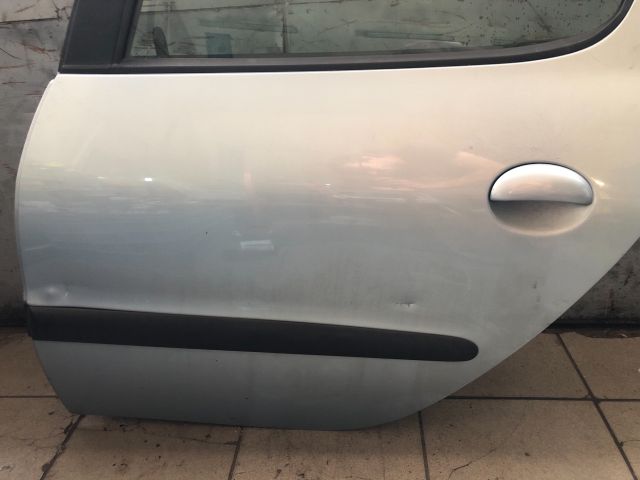bontott PEUGEOT 206 Bal hátsó Ajtó (Üres lemez)
