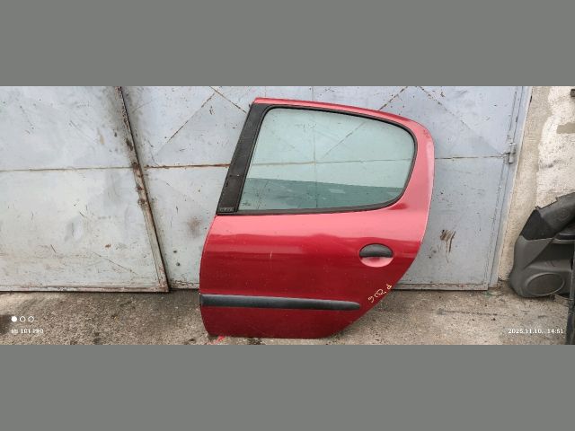 bontott PEUGEOT 206 Bal hátsó Ajtó (Üres lemez)