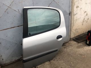 bontott PEUGEOT 206 Bal hátsó Ajtó (Üres lemez)