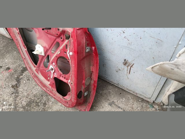 bontott PEUGEOT 206 Bal hátsó Ajtó (Üres lemez)