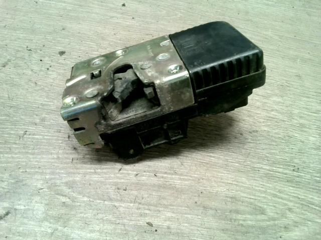 bontott PEUGEOT 206 Bal hátsó Ajtózár