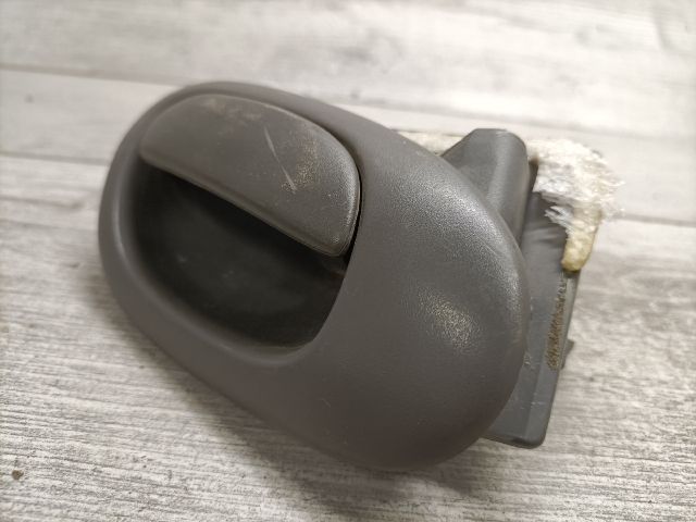 bontott PEUGEOT 206 Bal hátsó Belső Kilincs