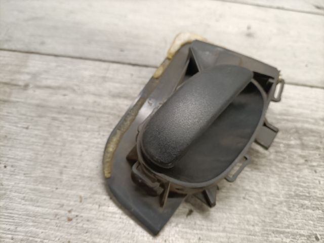 bontott PEUGEOT 206 Bal hátsó Belső Kilincs