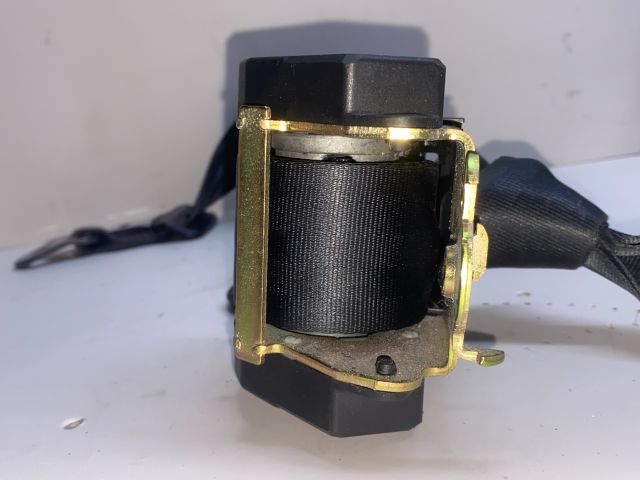 bontott PEUGEOT 206 Bal hátsó Biztonsági Öv