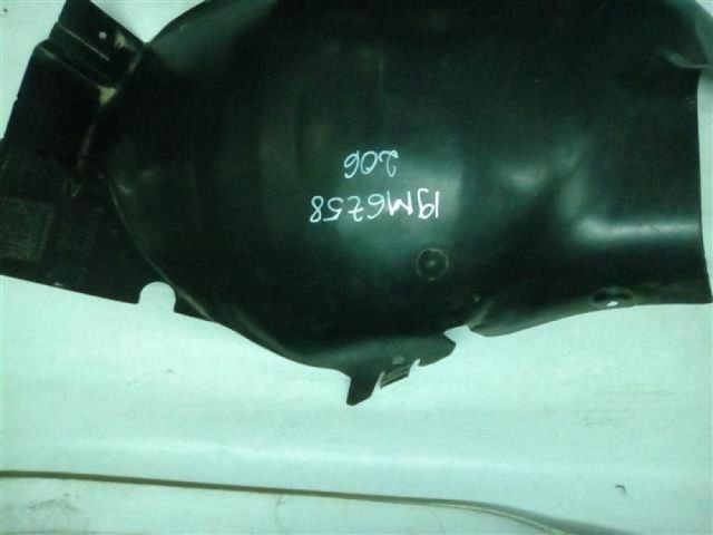 bontott PEUGEOT 206 Bal hátsó Dobbetét (Kerékjárati, Műanyag)