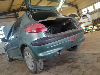 bontott PEUGEOT 206 Bal hátsó Gumikéder