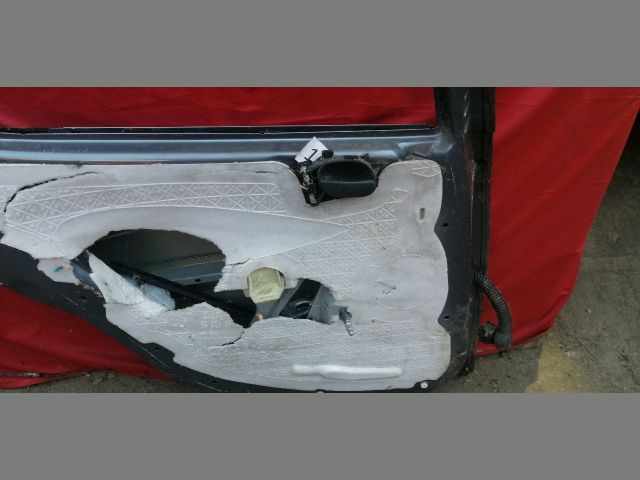 bontott PEUGEOT 206 Bal hátsó Külső Kilincs