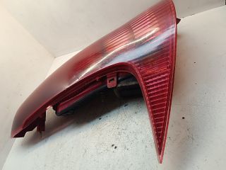 bontott PEUGEOT 206 Bal Hátsó Lámpa
