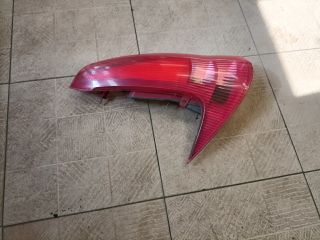 bontott PEUGEOT 206 Bal Hátsó Lámpa