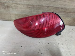 bontott PEUGEOT 206 Bal Hátsó Lámpa