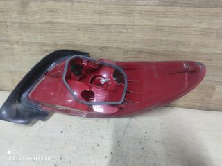bontott PEUGEOT 206 Bal Hátsó Lámpa