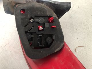 bontott PEUGEOT 206 Bal Hátsó Lámpa