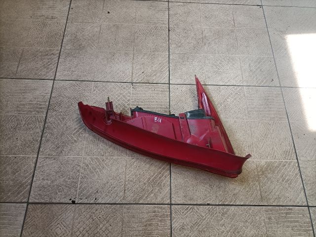 bontott PEUGEOT 206 Bal Hátsó Lámpa