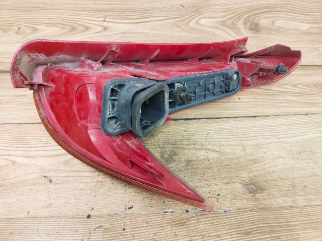 bontott PEUGEOT 206 Bal Hátsó Lámpa