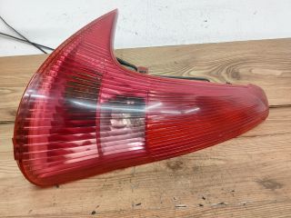 bontott PEUGEOT 206 Bal Hátsó Lámpa