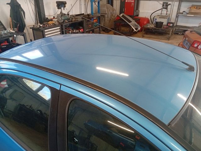 bontott PEUGEOT 206 Bal hátsó Oldal Lökhárító Tartó (Műanyag)