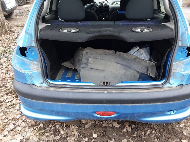 bontott PEUGEOT 206 Bal hátsó Ülés