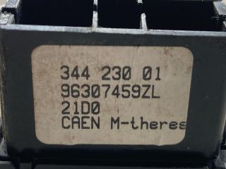 bontott PEUGEOT 206 Bal Kormánykapcsoló Irányjelző