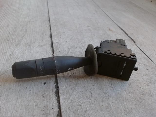 bontott PEUGEOT 206 Bal Kormánykapcsoló Irányjelző