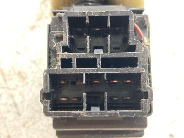 bontott PEUGEOT 206 Bal Kormánykapcsoló Irányjelző