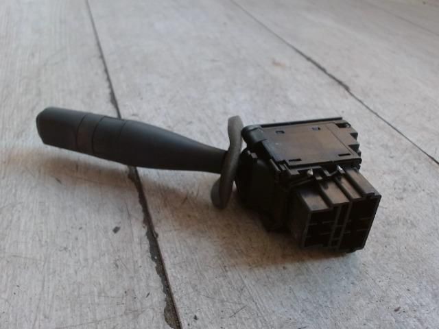 bontott PEUGEOT 206 Bal Kormánykapcsoló Irányjelző