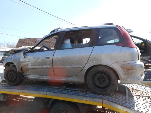 bontott PEUGEOT 206 Bal Napellenző Tartó