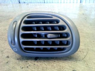 bontott PEUGEOT 206 Bal Szellőző