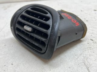 bontott PEUGEOT 206 Bal Szellőző