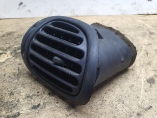 bontott PEUGEOT 206 Bal Szellőző