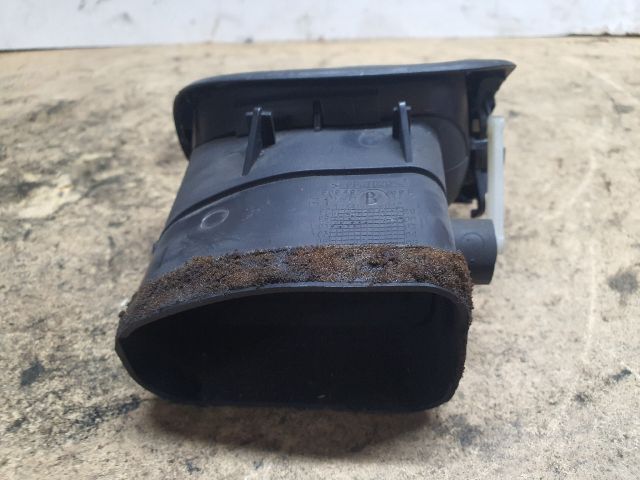 bontott PEUGEOT 206 Bal Szellőző