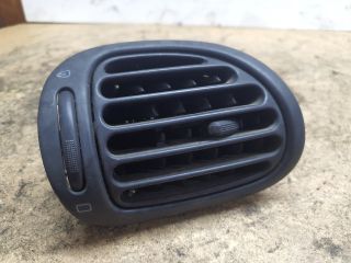 bontott PEUGEOT 206 Bal Szellőző