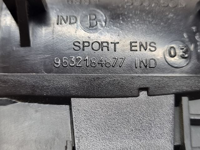 bontott PEUGEOT 206 Bal Szellőző