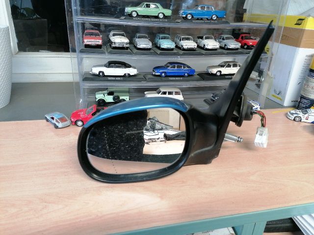 bontott PEUGEOT 206 Bal Visszapillantó Tükör (Elektromos)