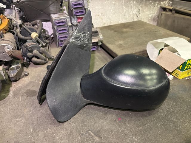 bontott PEUGEOT 206 Bal Visszapillantó Tükör (Mechanikus)