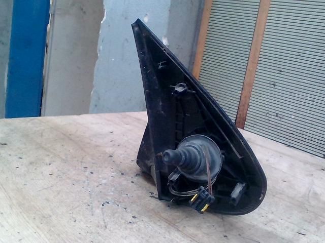 bontott PEUGEOT 206 Bal Visszapillantó Tükör (Mechanikus)